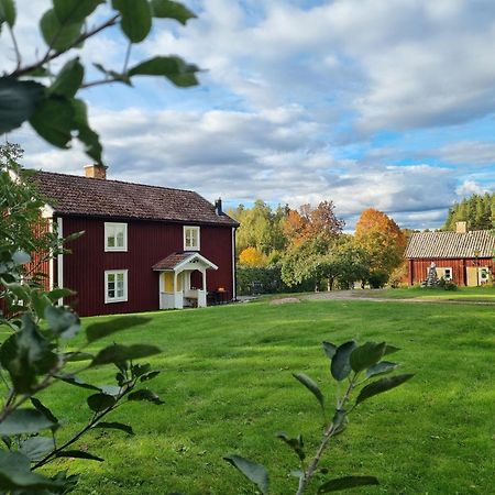 Skölvs Gård Pensionat Glanshammar Exteriör bild
