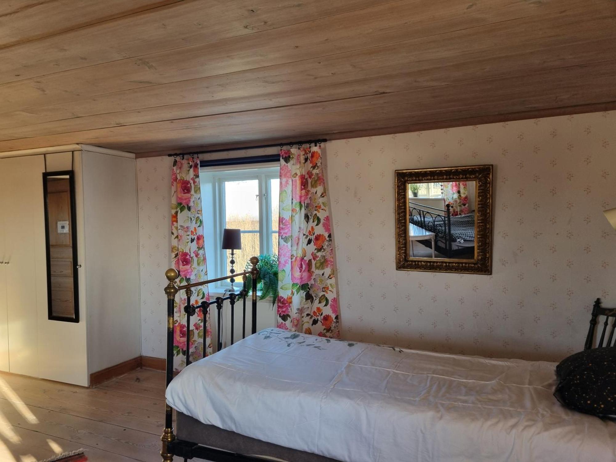 Skölvs Gård Pensionat Glanshammar Exteriör bild