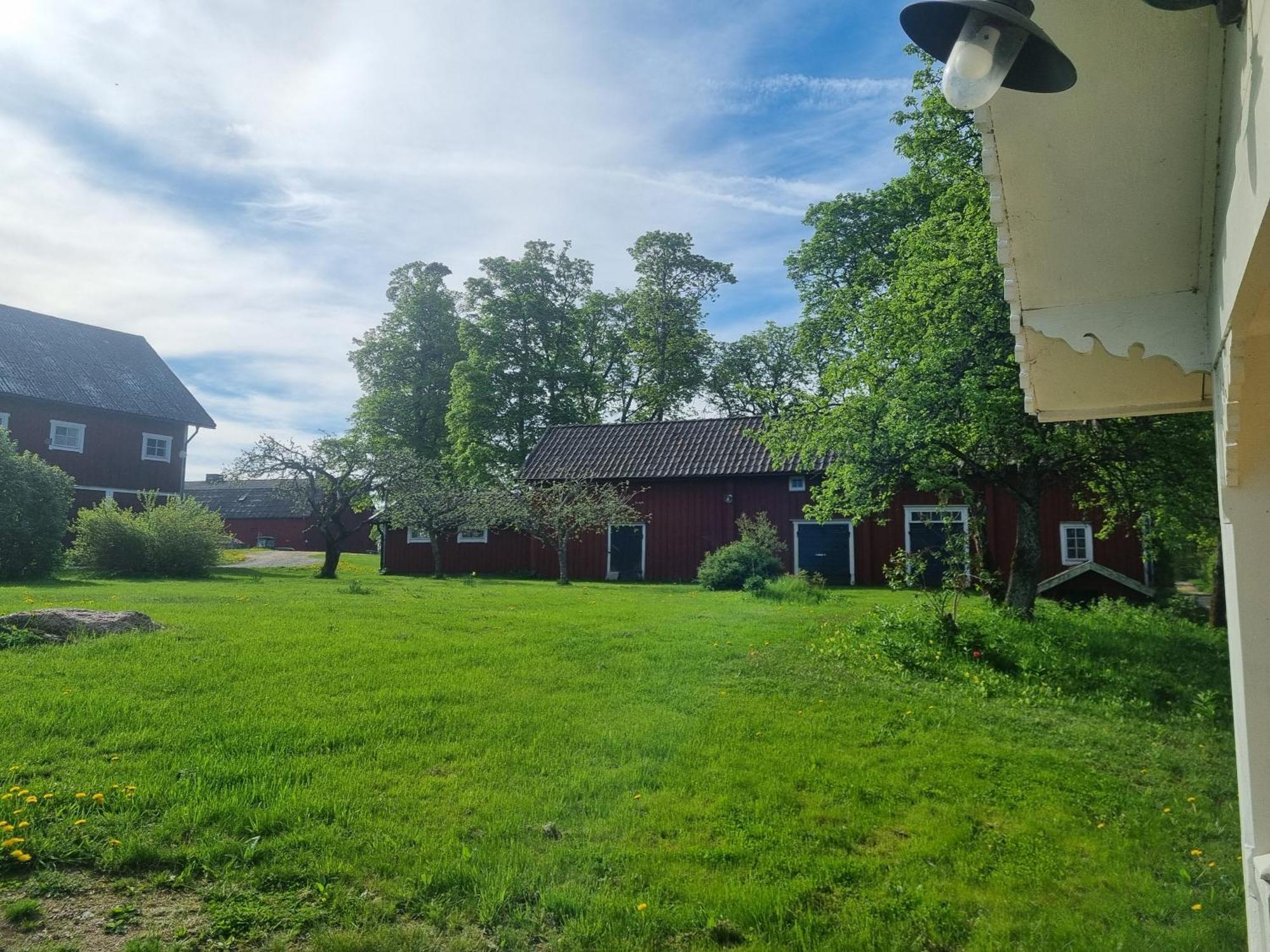 Skölvs Gård Pensionat Glanshammar Exteriör bild