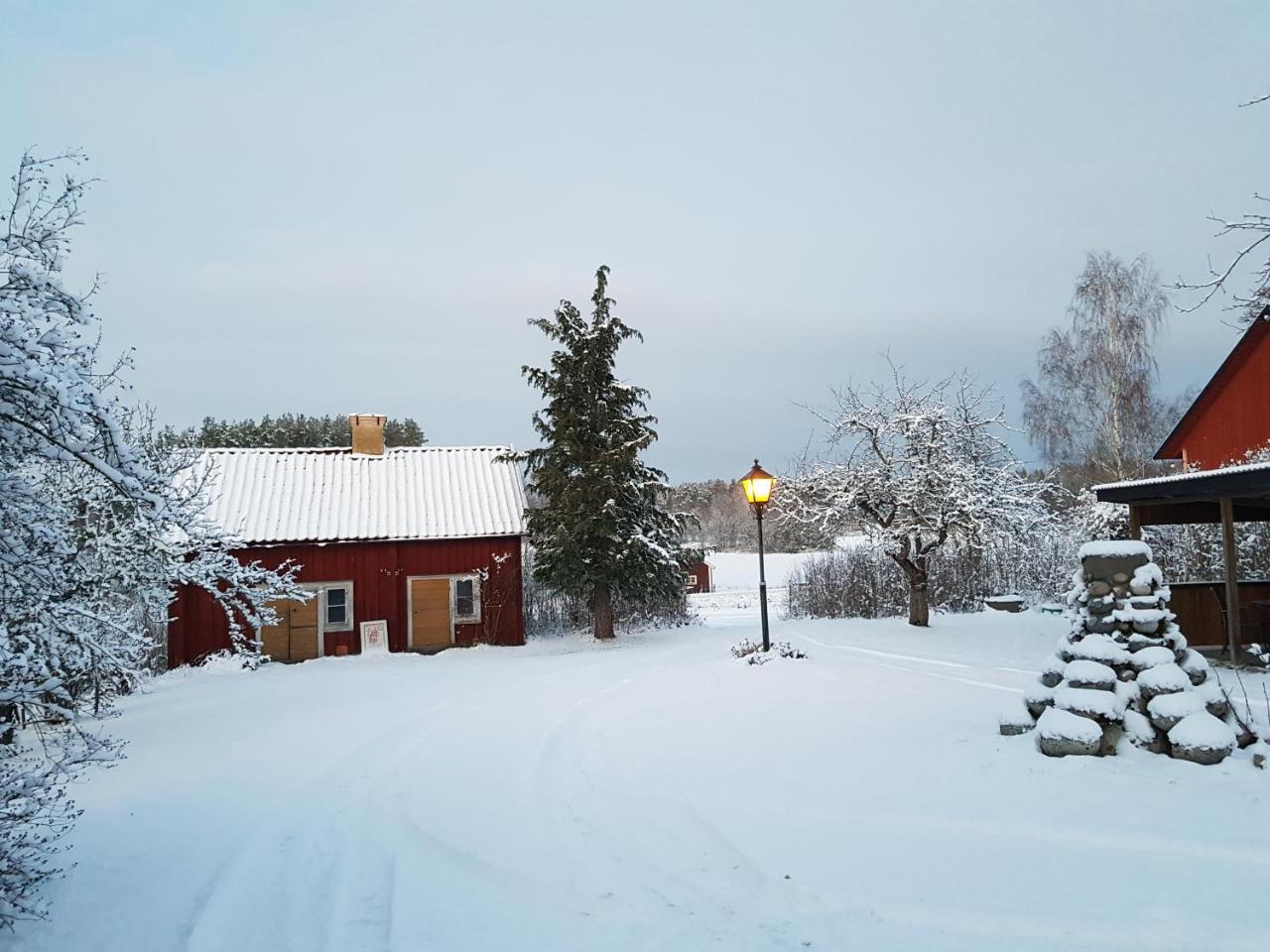 Skölvs Gård Pensionat Glanshammar Exteriör bild